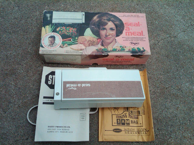 DAZEY SEAL A MEAL SMALL APPLIANCE FOOD SAVING GADGET RETRO ELECTRIC UTENSIL TOOL KANSAS CITY MISSOURI ORIGINAL CARDBOARD BOX