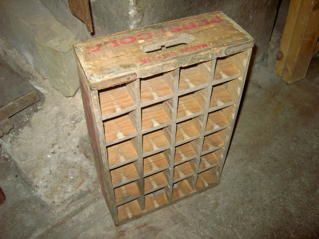 MASON CITY IOWA BOX PEPSI COLA SOFT DRINK BOTTLE TOTE CARRIER CASE CRATE FLOUR CITY MINNEAPOLIS MINNESOTA