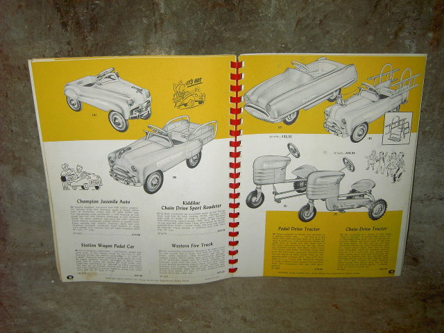 WESTERN AUTO SPORTING GOODS CATALOG 1952 1953 FALL WINTER SEASON OUTDOOR EQUIPMENT BOOK MAIL ORDER PUBLICATION