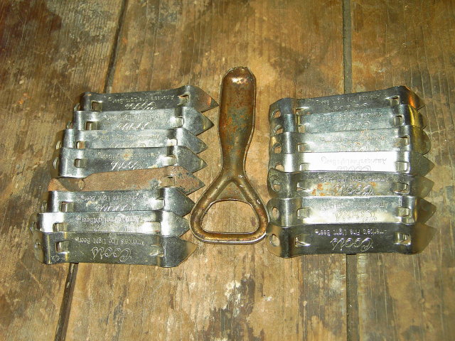 PABST BLUE RIBBON COORS BEER BOTTLE OPENER CAN POPPER BAR UTENSIL