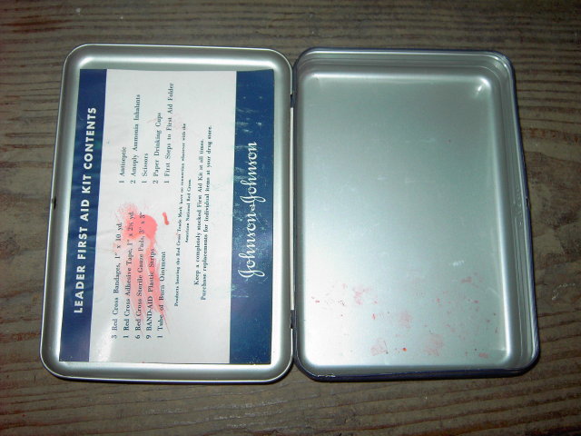 JOHNSON LEADER FIRST AID CAN TIN STORAGE BOX