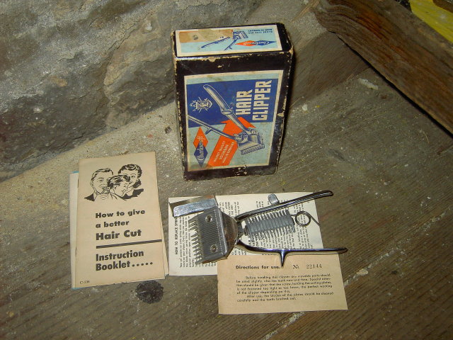 CHARLESCRAFT HAIR CLIPPER HOME BARBER ACCESSORY GERMANY ELK GROVE ILLINOIS INSTRUCTION FLYER ORIGINAL CARDBOARD BOX