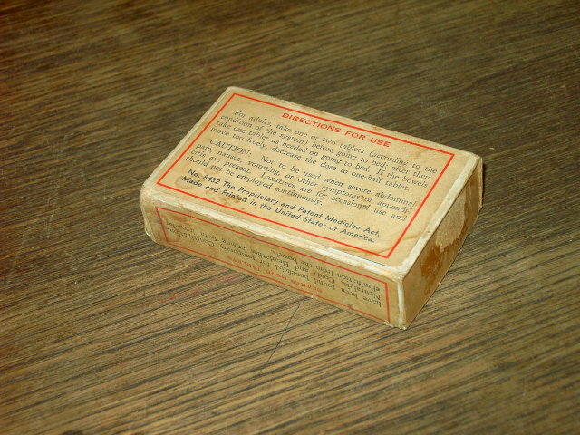 BLAKES HERB ROOT BARK TABLET CARDBOARD BOX LAXATIVE DRUG ADVERTISING INTERNATIONAL BOSTON MASSACHUSETTS