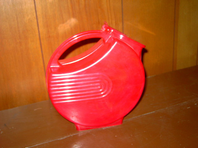 BURROUGHS BARRITE RED PLASTIC PITCHER BEVERAGE SERVER