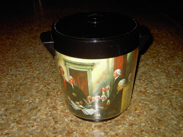 THERMO SERV ICE BUCKET RETRO BAR ACCESSORY DECLARATION OF INDEPENDENCE AMERICAN HISTORY SCENE