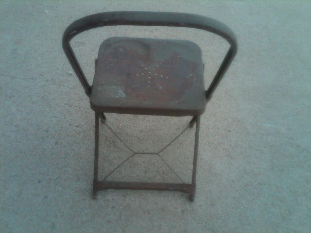 STEEL FOLDING CHAIR AMERICAN DEPRESSION ERA FURNITURE FIXTURE