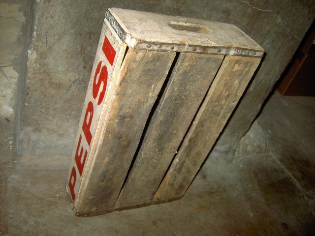 PEPSI COLA CRATE WOODEN BOX SOFT DRINK BEVERAGE BOTTLE TOTE CARRIER CASE FLOUR CITY STURDY BILT MINNEAPOLIS MINNESOTA ADVERTISING