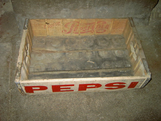 PEPSI COLA CRATE WOODEN BOX SOFT DRINK BEVERAGE BOTTLE TOTE CARRIER CASE FLOUR CITY STURDY BILT MINNEAPOLIS MINNESOTA ADVERTISING