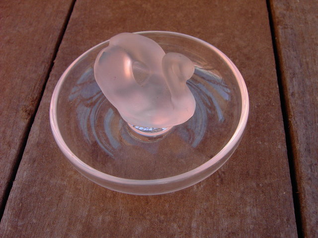 FRANCE LALIQUE SWAN BOWL DRESSER TOP JEWELRY DISH FRENCH ART GLASS