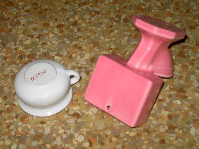 A JON PINK TOILET BATHROOM ASHTRAY CIGARETTE BOX WALL POCKET BUTT SNUFFER THUNDER MUG CHAMBER POT NOVELTY BOWL