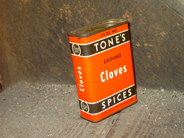 TONES GROUND CLOVES CAN TIN SPICE CANNISTER DES MOINES IOWA ADVERTISING