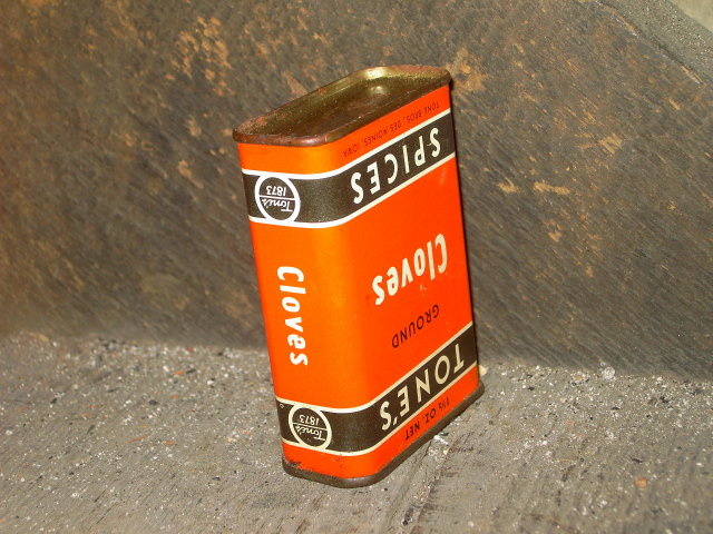 TONES GROUND CLOVES CAN TIN SPICE CANNISTER DES MOINES IOWA ADVERTISING
