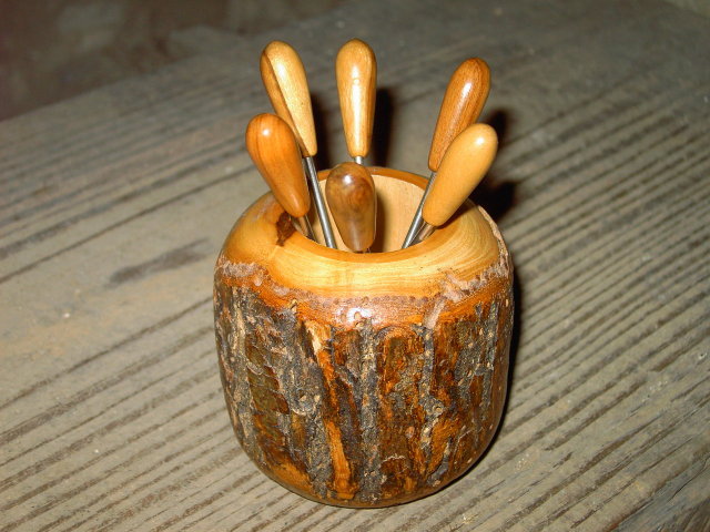 COCKTAIL FORK HORS D'OEUVRE PARTY UTENSIL PINE SPRUCE LIMB BOWL HARD WOOD UTENSIL HANDLES