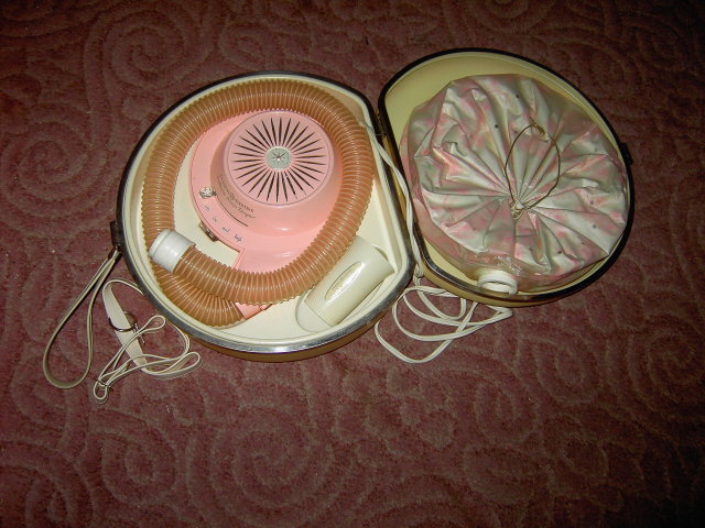 GENERAL ELECTRIC HAIR FINGERNAIL DRYER HOME SALON APPLIANCE 1950'S YELLOW FIBERGLASS TRAVEL CARRY CASE