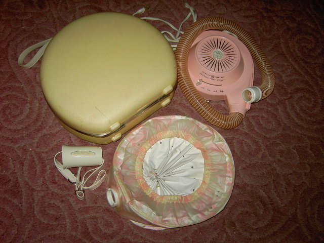 GENERAL ELECTRIC HAIR FINGERNAIL DRYER HOME SALON APPLIANCE 1950'S YELLOW FIBERGLASS TRAVEL CARRY CASE