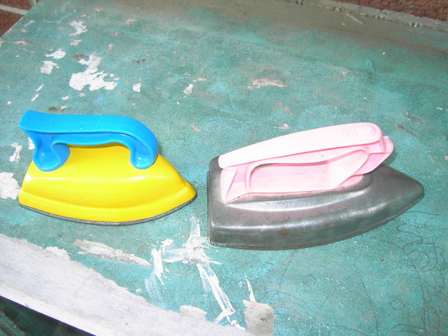 CHILDS TOY IRON HOUSEHOLD TOOL WOLVERINE BOONVILLE ARKANSAS MARK