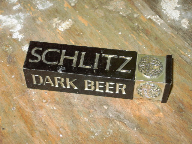 SCHLITZ DARK BEER ADVERTISING KEG TAP HANDLE BAR ACCESSORY
