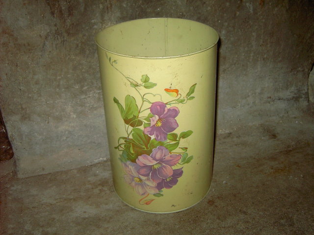 PURPLE FLOWER TRASH CAN 1950'S ERA CANNISTER TUB