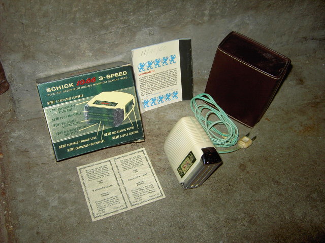 SCHICK ELECTRIC RAZOR POWER BEARD SHAVER 10 66 3 SPEED MODEL MAN'S GROOMING TOOL