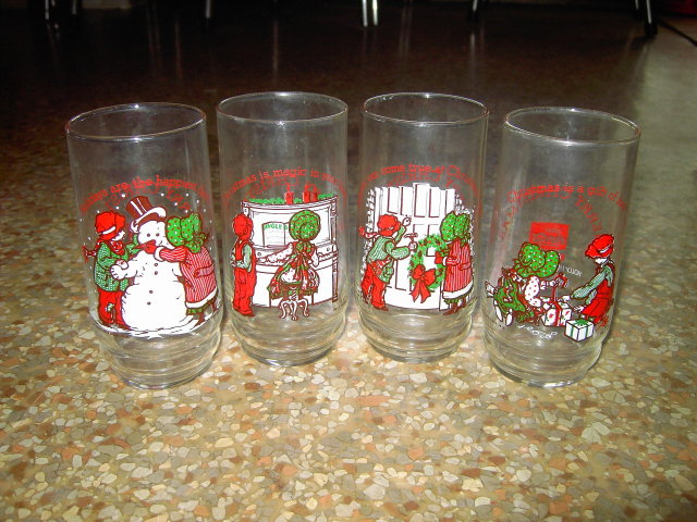 COKE HOLLY HOBBIE CARTOON GLASS TUMBLER 1978 AMERICAN GREETINGS COCA COLA CUP SET