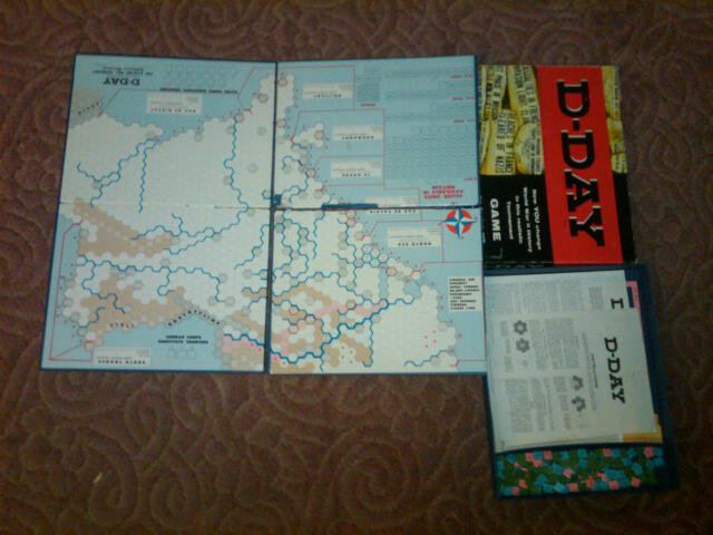 D DAY WORLD WAR TWO COMBAT INVASION MILITARY STRATEGY BOARD GAME AVALON HILL BALTIMORE MARYLAND USA
