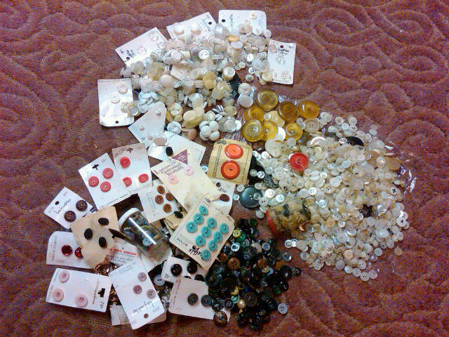 SEWING BUTTON CLOTHING KNITTING CRAFT DECORATING DRESS MAKING ACCESSORY