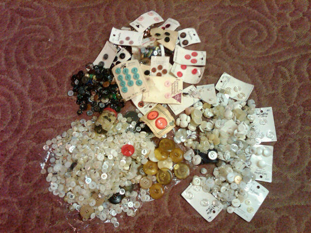SEWING BUTTON CLOTHING KNITTING CRAFT DECORATING DRESS MAKING ACCESSORY
