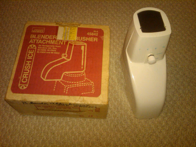 MONTGOMERY WARD ICE CRUSHER BLENDER ATTACHMENT KITCHEN APPLIANCE TOOL CHICAGO ILLINOIS ORIGINAL BOX