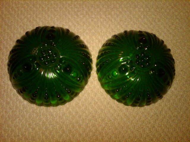 OYSTER PEARL FOREST GREEN GLASS BOWL SALAD SERVING DISH ANCHOR HOCKING TABLEWARE