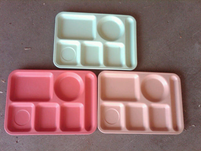 MELMAC MELAMINE LUNCH ROOM TRAY SCHOOL CAFETERIA PLATTER ABC CLEVELAND OHIO ARROWHEAD WASHINGTON D C UTENSIL