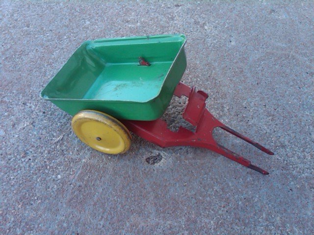 DUMPING WAGON DUMP STYLE TOY TRAILER PAINTED STEEL CART