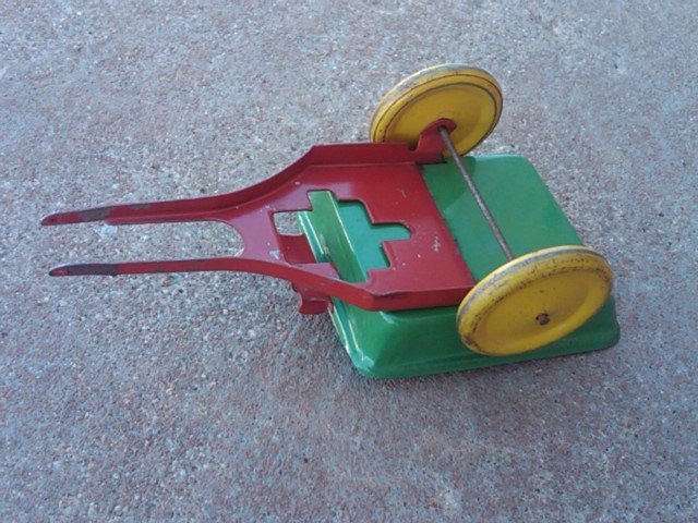 DUMPING WAGON DUMP STYLE TOY TRAILER PAINTED STEEL CART