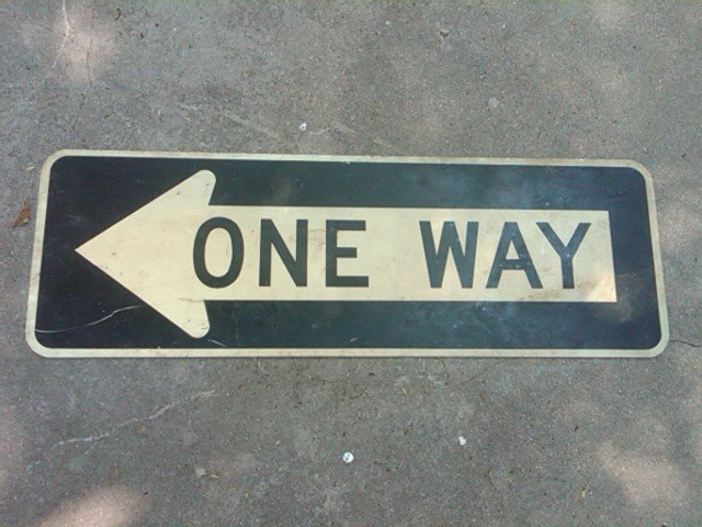 ONE WAY ARROW HIGHWAY ROAD SIGN STEEL WALL DECORATION DORM ROOM FIXTURE