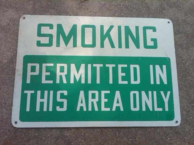 SMOKING PERMITTED BAR LOUNGE OFFICE ESTABLISHMENT SIGN DECORATIVE WALL FIXTURE DORM ROOM DOOR DECORATION