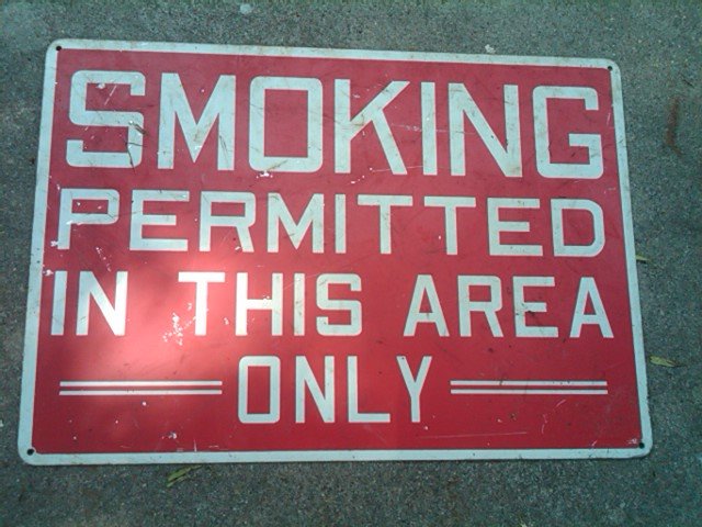 SMOKING PERMITTED BAR LOUNGE OFFICE ESTABLISHMENT SIGN DECORATIVE WALL FIXTURE DORM ROOM DOOR DECORATION