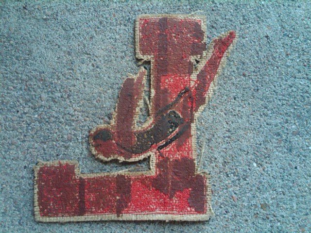 RED BLACK LETTER L HIGH SCHOOL VARSITY JACKET PATCH SWIMMER DIVER SPORT GARMENT DECORATION
