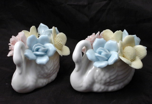 Porcelain Swans Candle Stick Holders Arco Fine Quality Dallas made in Japan