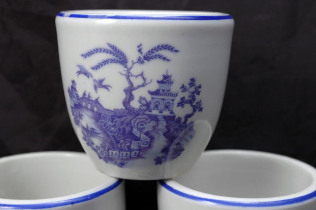 Set of Six Hall China Chinese Blue Willow Tea Cups