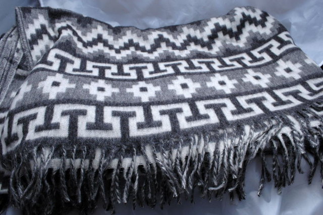 Natural Alpaca Blanket Throw with Fringe , New from Peru
