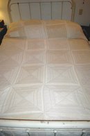 Vintage Crochet Ecru & Light Beige Bedspread Popcorn Nubby Squares 148
