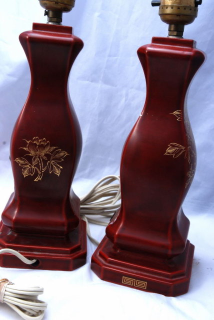 Occupied Japan Pair of MARUNI PATENTED LACQUERWARE lamps