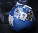 Elvis Christmas Tree Bulb Signature Ornament with Snap Shots 2002 Vandor New in box.