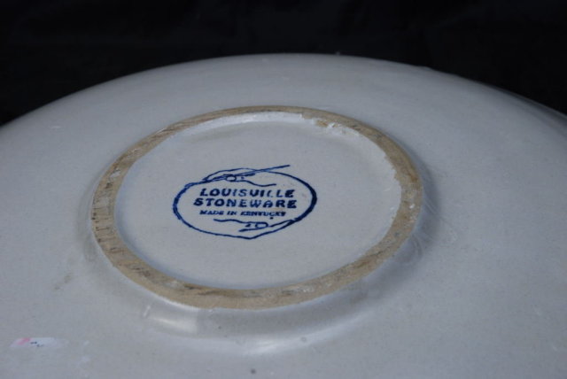 LOUISVILLE Stoneware BACHELOR BUTTON Veggie or Chip & Dip Serving Dish