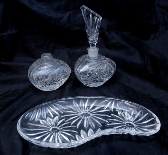 Crystal Perfume Bottle with Stopper Dresser Set Tray & 2 Bottles
