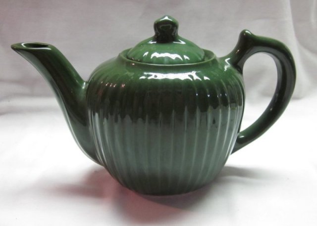 Vintage Green, ribbed Teapot by Fraunfelter China of Ohio