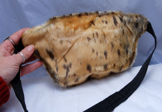 Native Alaskan Eskimo Authentic Beaded Seal Skin Fanny Pack **Price Reduced**