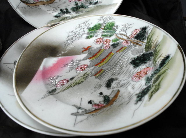 5 Japanese Moriage Mt. Fuji Plates, Japan