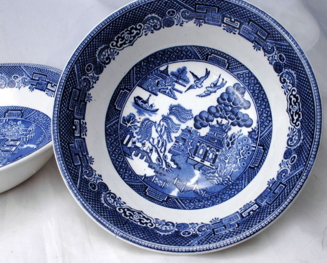 2 Johnson Brothers Blue Willow Cereal or Fruit Bowls. Made in England