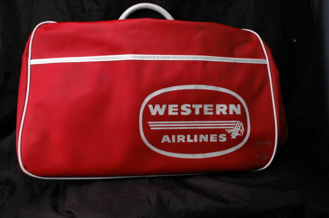 Vintage Western Airlines Indian Head Travel Tote Bag Aviation RARE **PRICE REDUCED!**