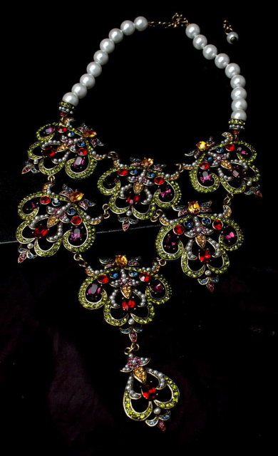 Heidi Daus Elegant Jewels & Pearls Necklace